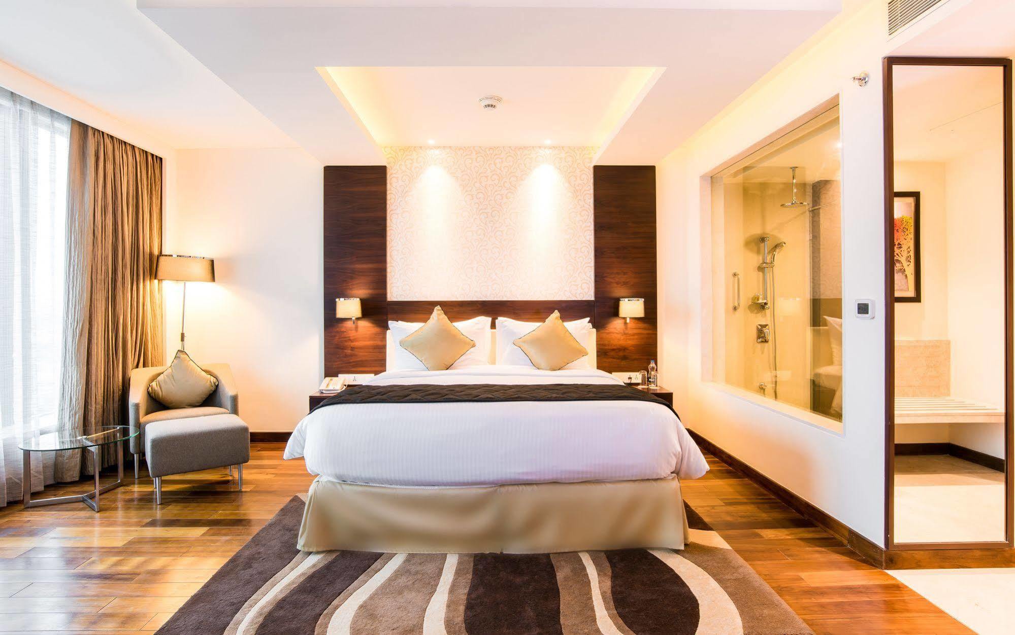 Howard Johnson By Wyndham, Hebbal, Bengaluru Exterior photo